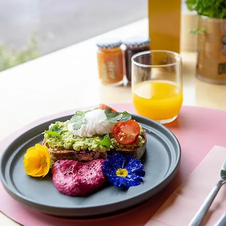 Leaba Bed & Breakfast 4*